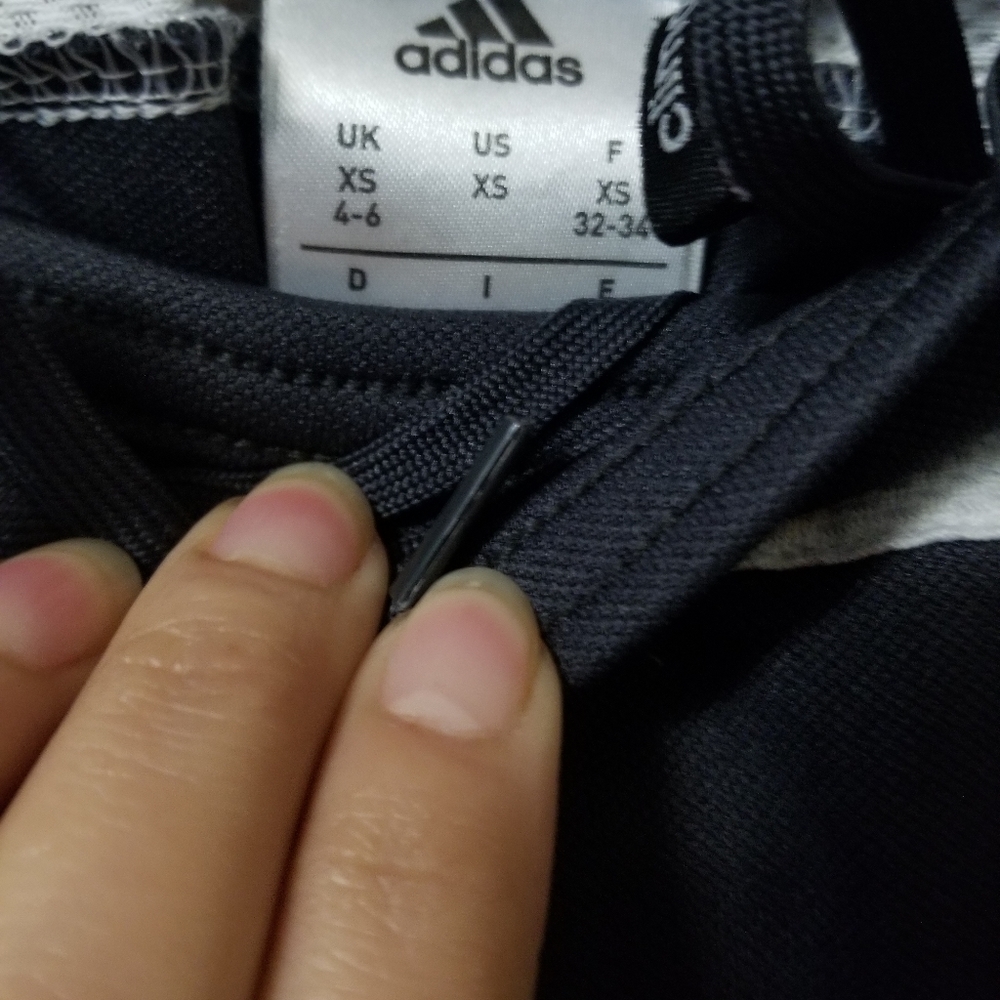 Addidas - Picture 2 of 4